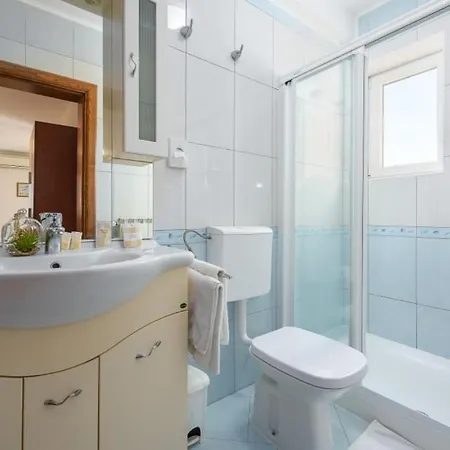 Apartment Franka 113 Bašanija