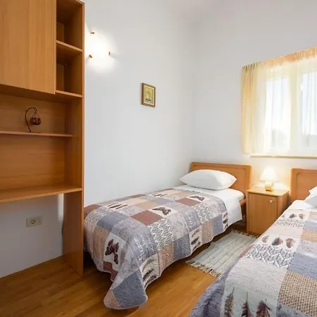 Franka 113 Apartment *