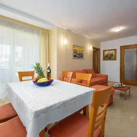 Apartamento Franka 113 *