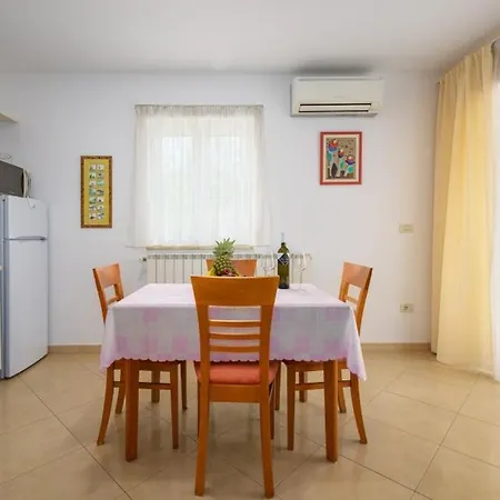 Franka 113 * Bašanija