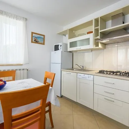 Apartment Franka 113 *