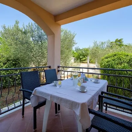 Franka 113 * Bašanija